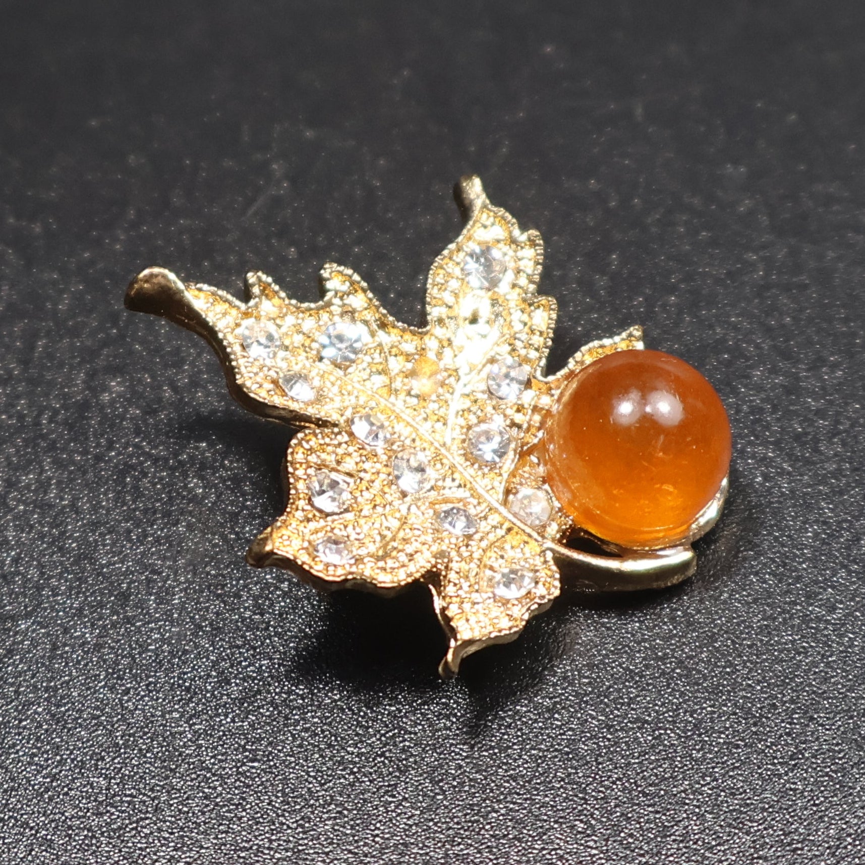 Made in USA amber leaf brooch KIZIMA nature-inspired gift