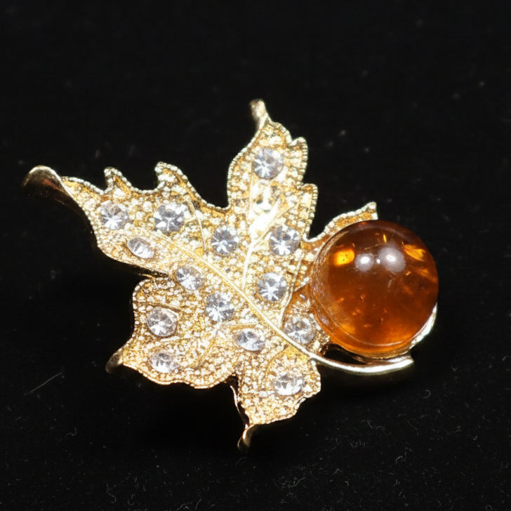 Genuine Baltic amber leaf brooch gift presentation additional view