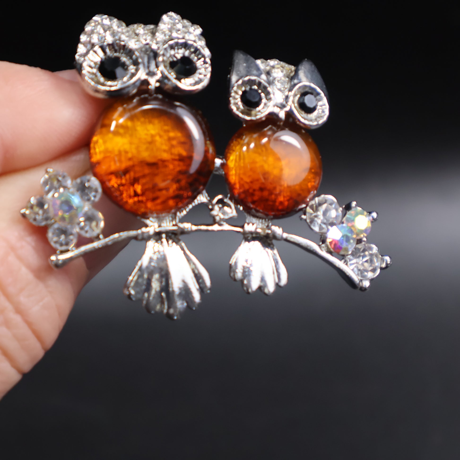 KIZIMA amber owl brooch side view showing stone depth