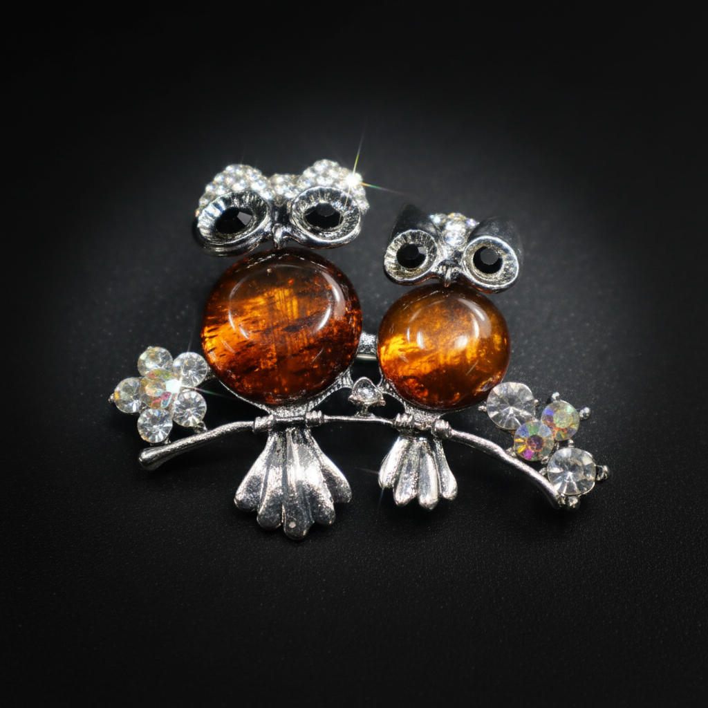 Made in USA genuine natural Baltic amber owl brooch additional view