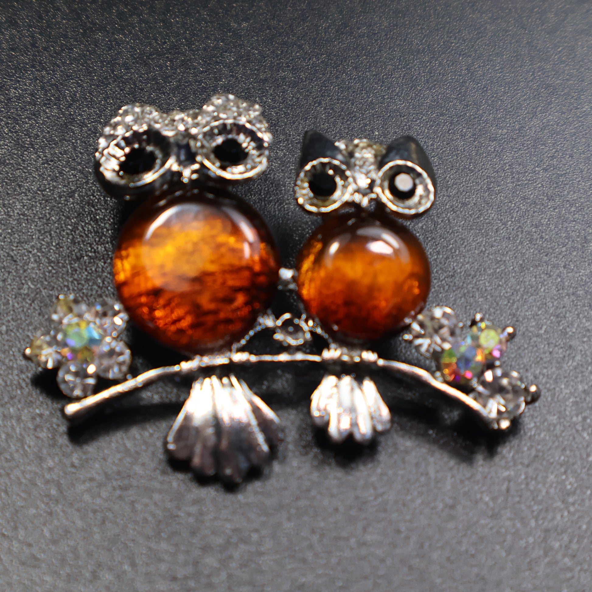 Made in USA genuine natural Baltic amber owl brooch by KIZIMA