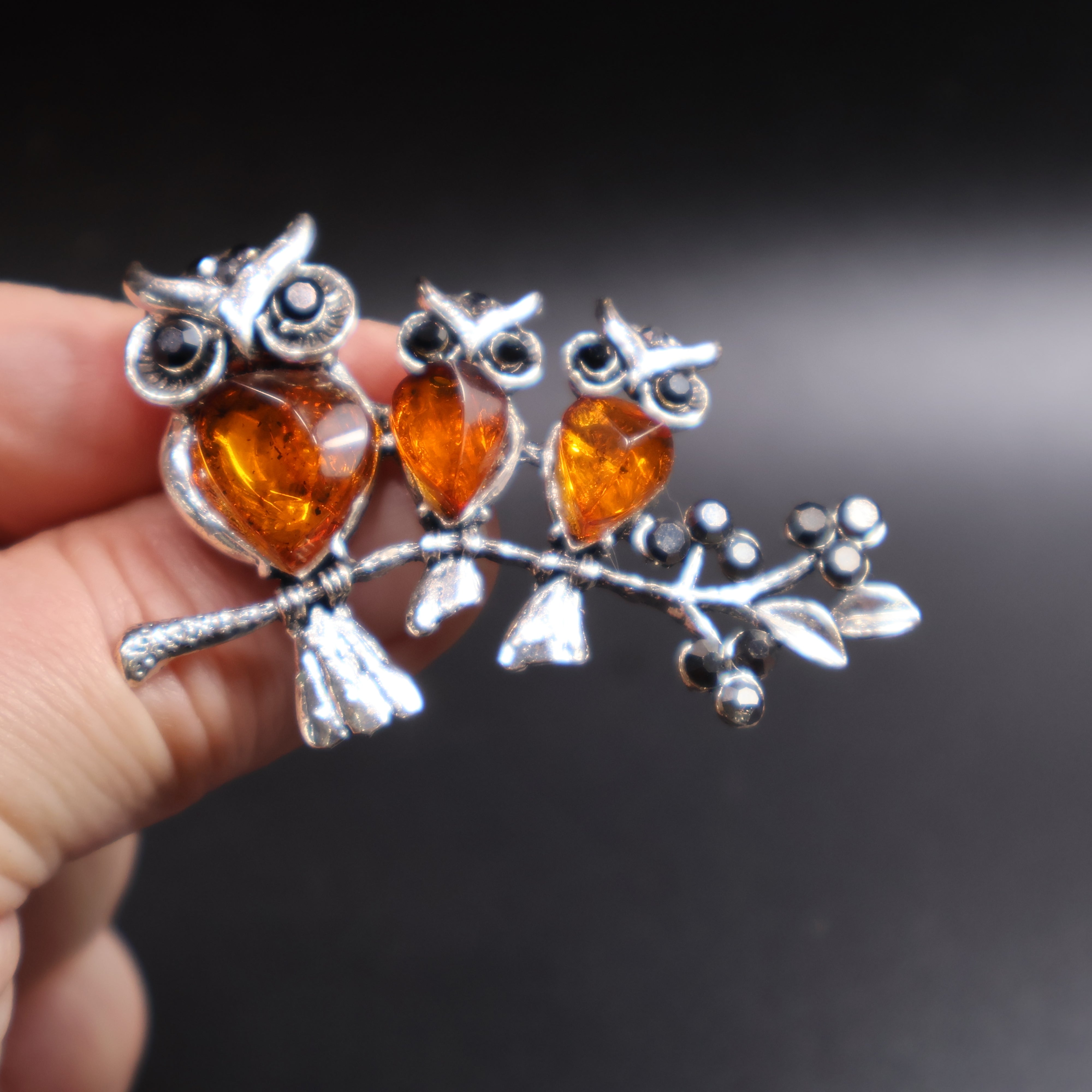 Made in USA amber three owls brooch KIZIMA family gift