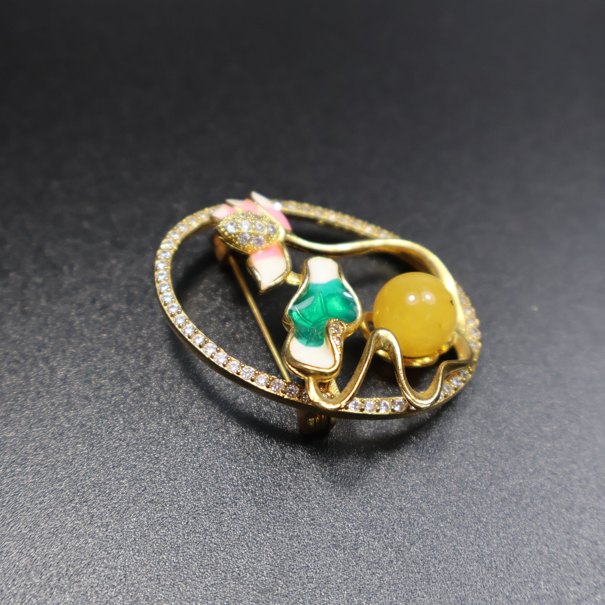 Handcrafted amber jewelry brooch gift packaging presentation