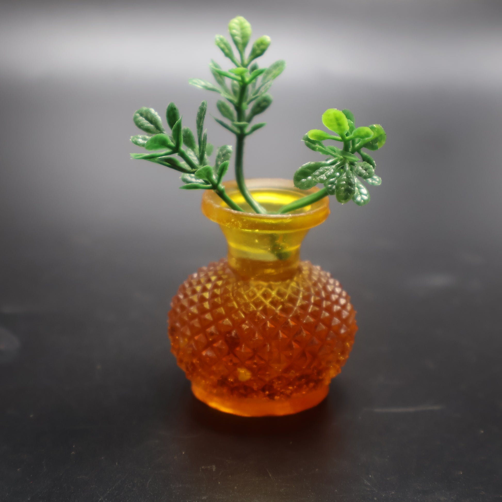 Mini Baltic amber bud vase in honey-cognac tones with faux greenery, handmade amber home decor by KIZIMA®