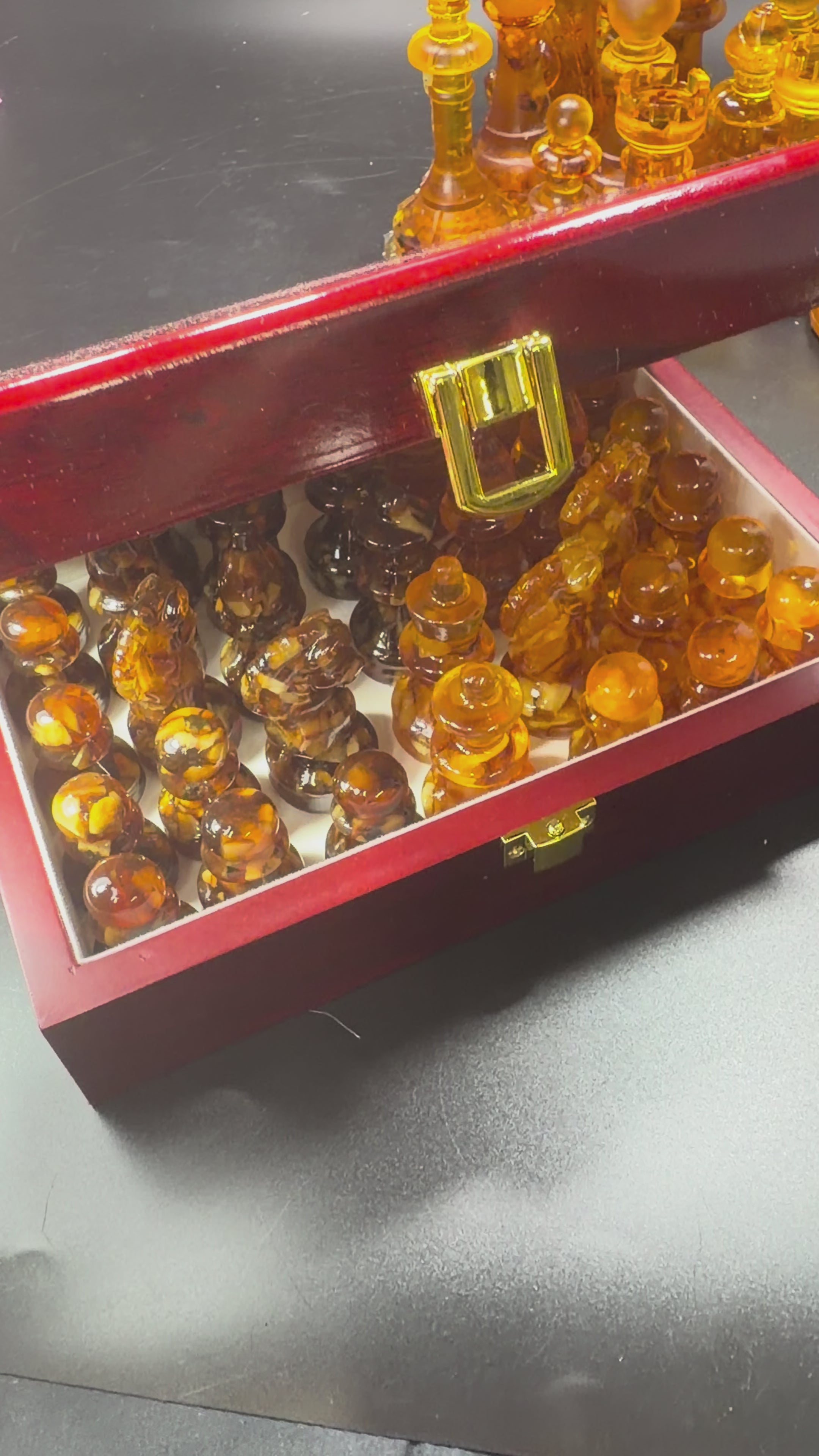 Load video: Luxury Baltic Amber Chess Pieces — Made in USA | KIZIMA®