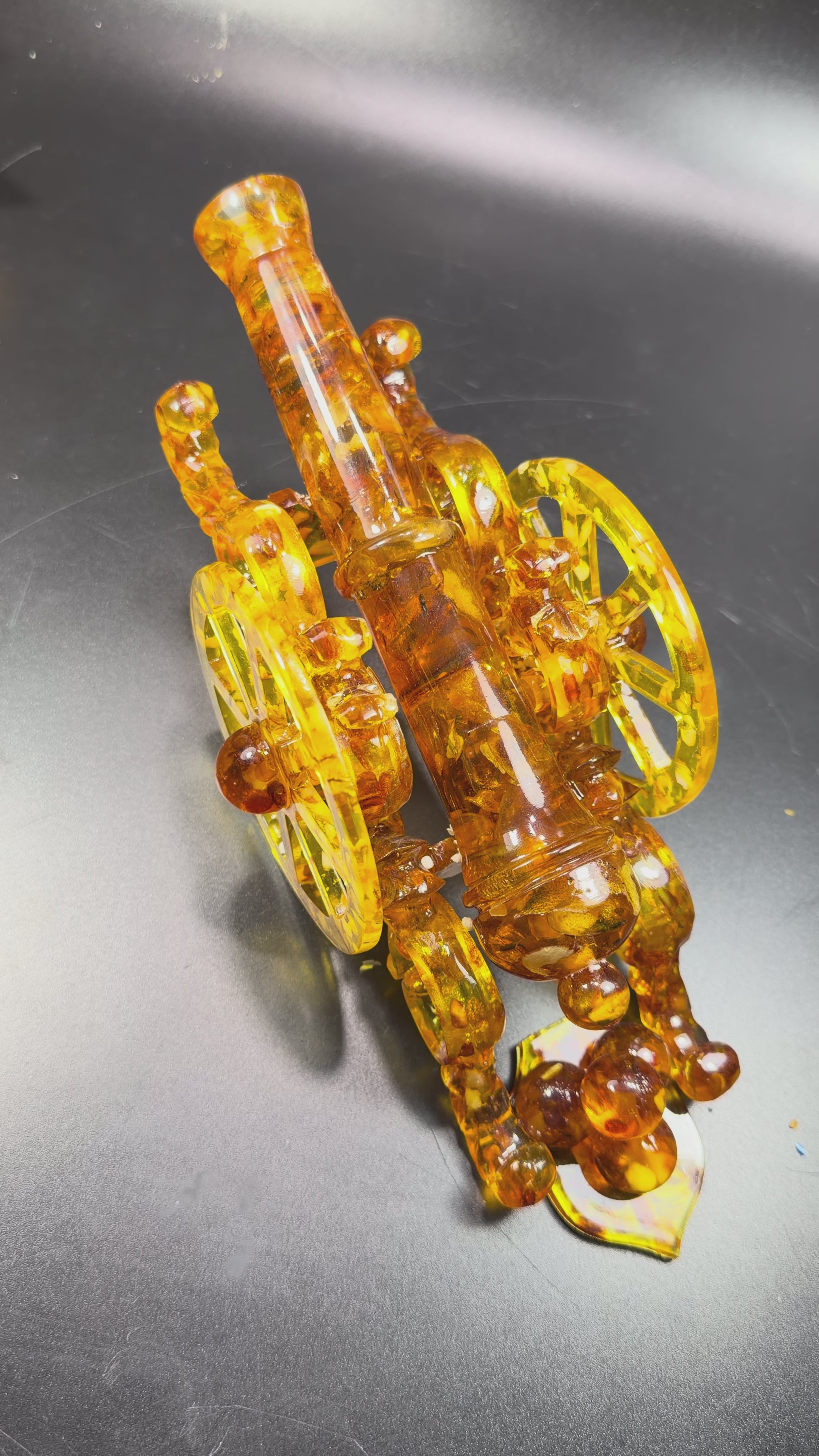 Load video: KIZIMA® Made in USA Baltic Amber Cannon Sculpture – Handcrafted One-of-a-Kind Collectible, Father's Day Gift